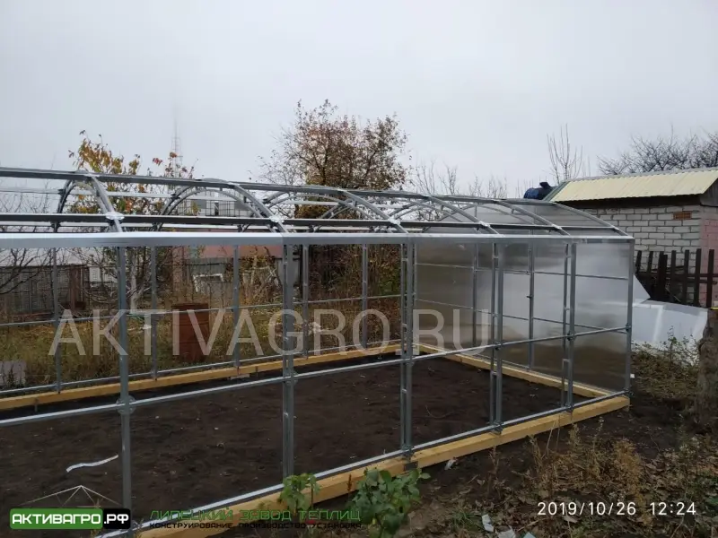 Теплица Ударница Благодатная, ширина 3/3.5 м, труба 40х20 + 20х20 Теплица Ударница Благодатная, ширина 3/3.5 м, труба 40х20 + 20х20