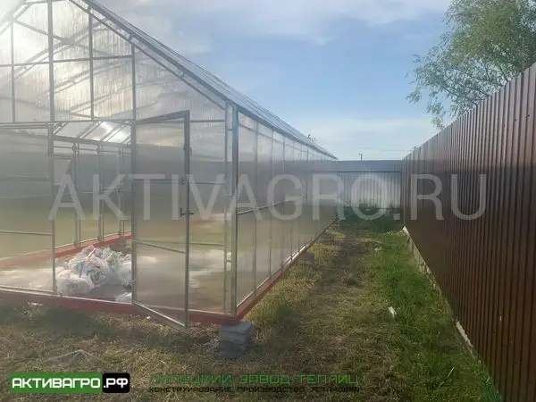 Теплица Ударница Англичанка, ширина 4 м, труба 40х20 + 20х20 Теплица Ударница Англичанка, ширина 4 м, труба 40х20 + 20х20
